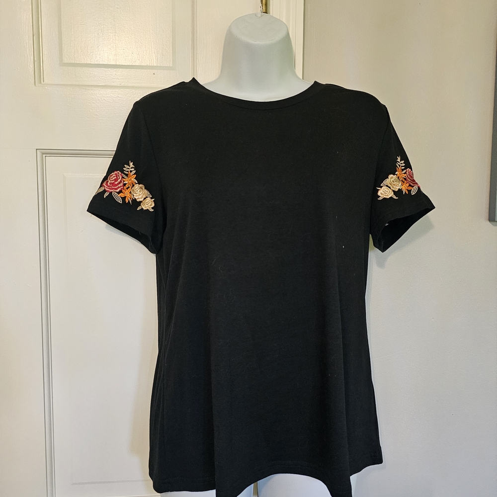 Black and Orange Graphic Short Sleeve Tee
